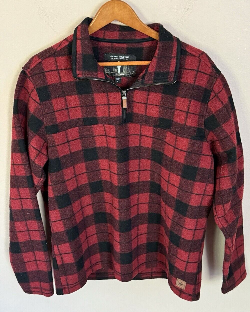 John Wayne Fleece Jacket Mens Large Red Plaid 1/4 Zip Pullover Outdoors Hiking